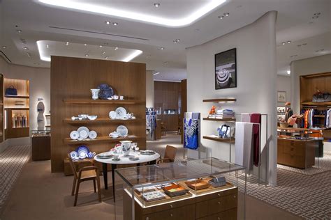 hermes shop mickten|hermes stores king of prussia.